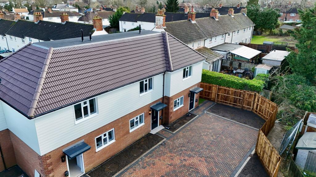 Land Rear Of Ebbisham Road, Epsom, Surrey Land, KT18 7NZ (Epsom Ewell Council) (planning permission & building control) Sydenham Lewisham architect, ARB / RIBA