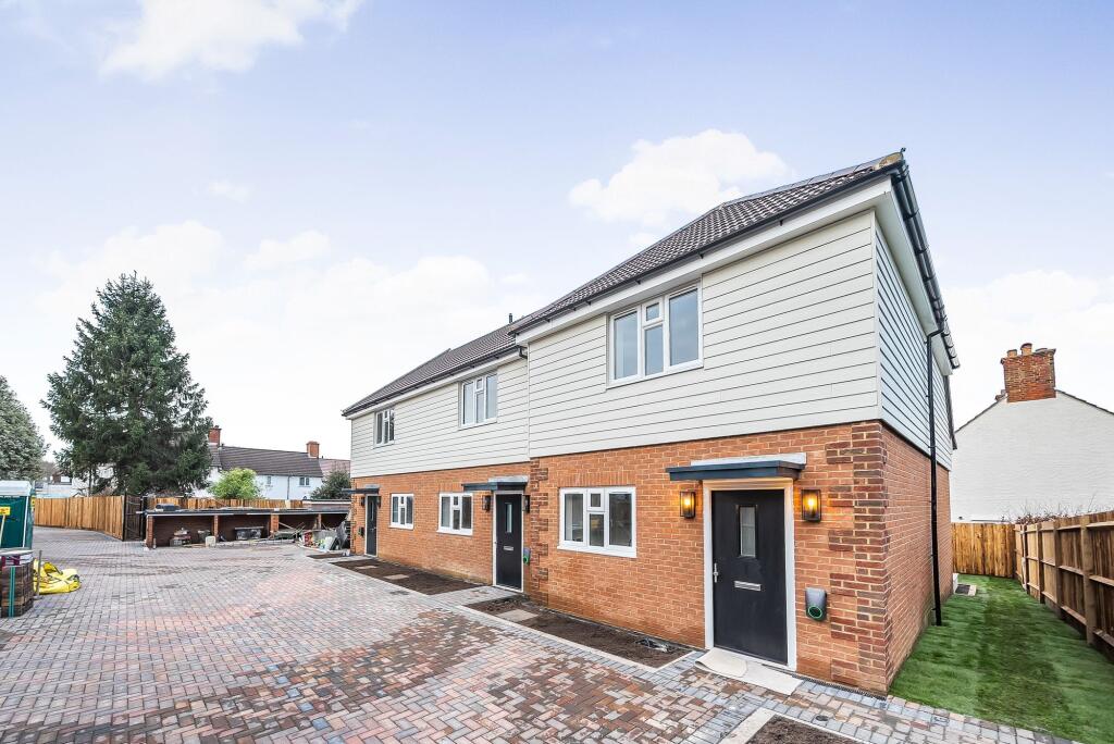 Land Rear Of Ebbisham Road, Epsom, Surrey Land, KT18 7NZ (Epsom Ewell Council) (planning permission & building control) Sydenham Lewisham architect, ARB / RIBA