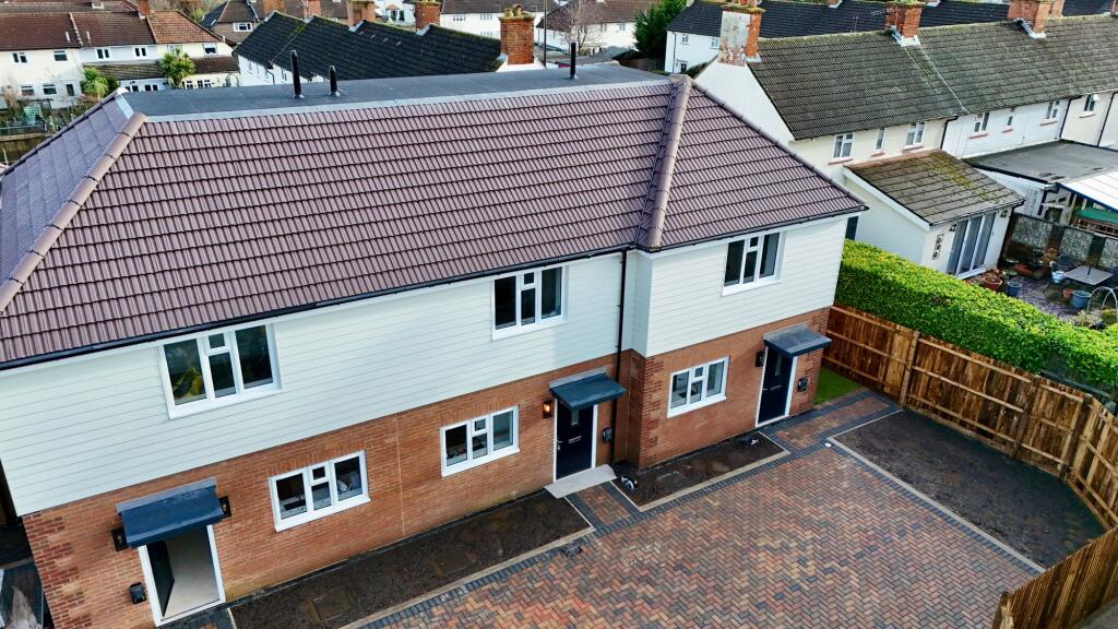 Land Rear Of Ebbisham Road, Epsom, Surrey Land, KT18 7NZ (Epsom Ewell Council) (planning permission & building control) Sydenham Lewisham architect, ARB / RIBA